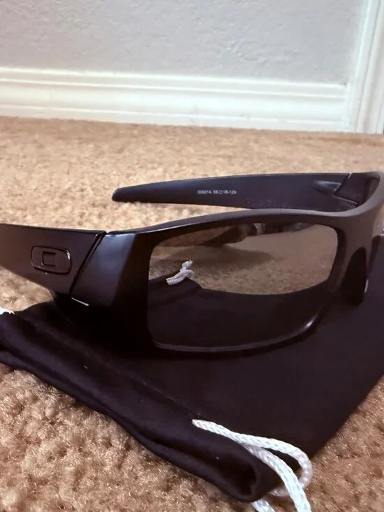 ( OO9014 ) Oakley Gascan Black Matte Frame Chrome Iridium Lens - Picture 1 of 11